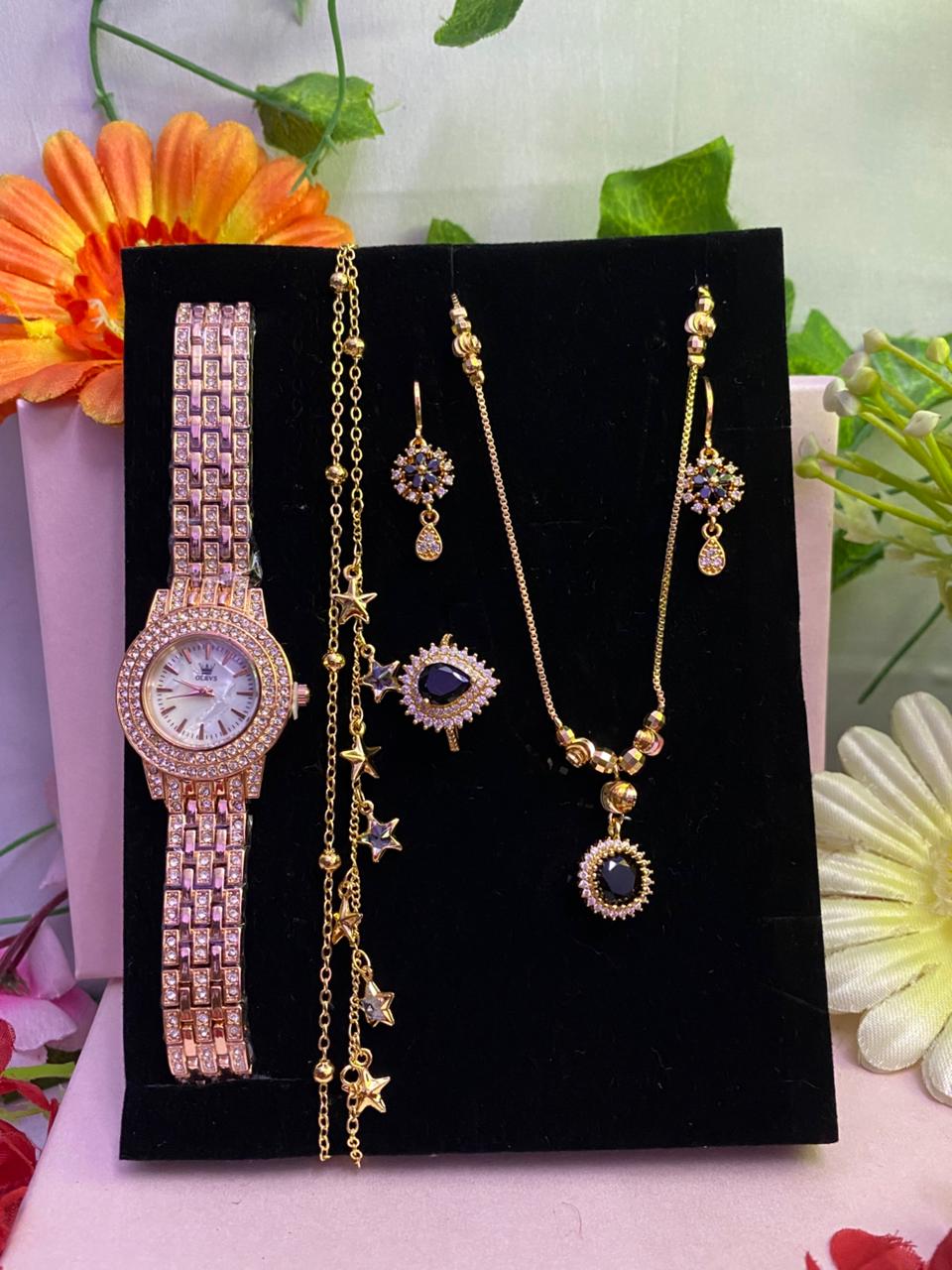 1769592635_L_4 Women Watch Gift Combo - Image 1