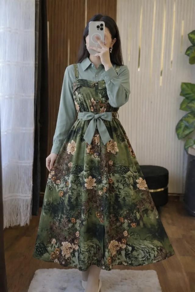 1777548529_L_4 Printed Romper Gown - Image 1